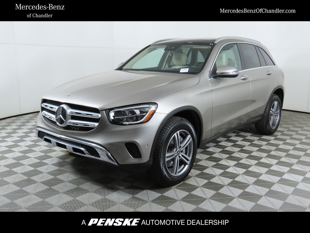 2022 Mercedes-Benz GLC 300 Hero Image