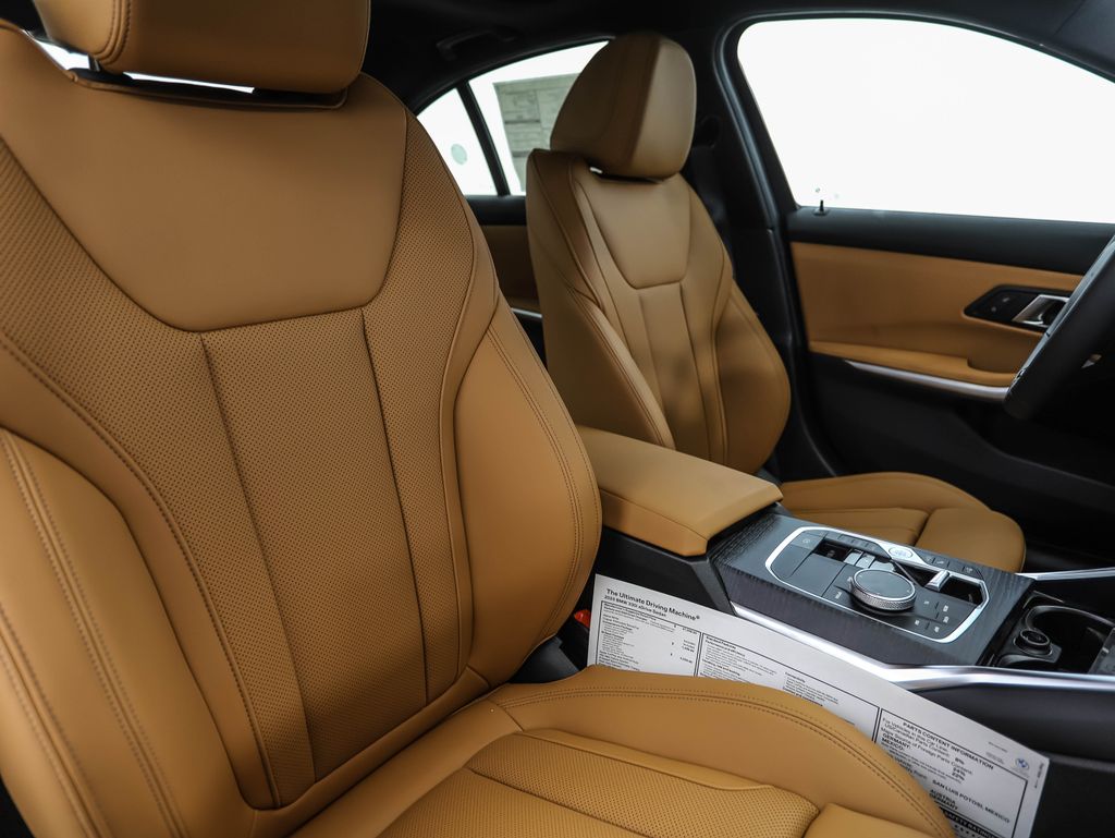 Thumbnail: 2025 BMW 3 Series - 31