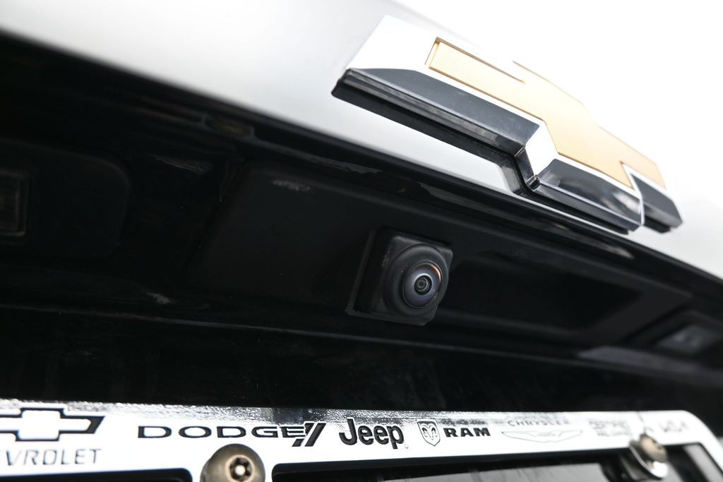 Used 2026 Mosaic Black Metallic Chevrolet LT image 35