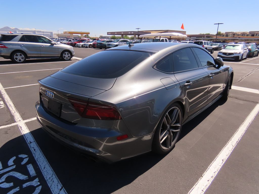 Thumbnail: 2016 Audi S7 - 3