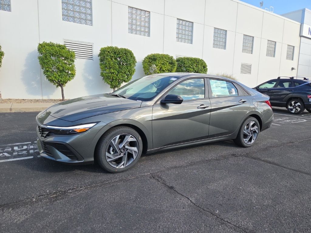 Thumbnail: 2025 Hyundai Elantra - 5