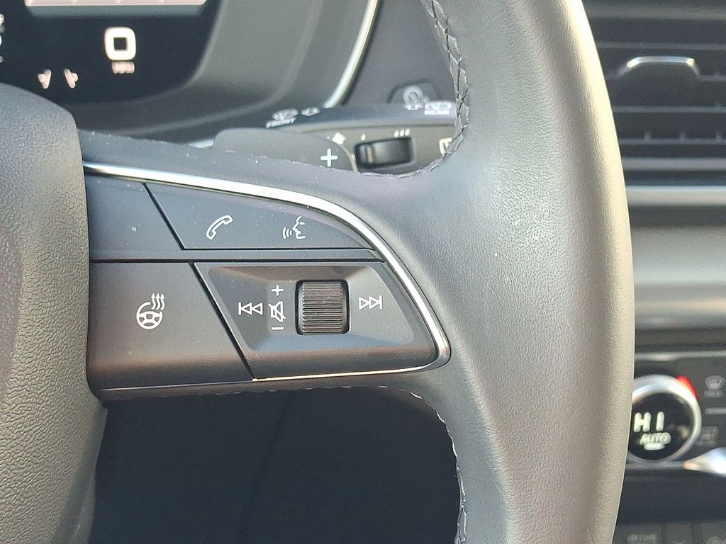 Thumbnail: 2025 Audi Q5 - 23