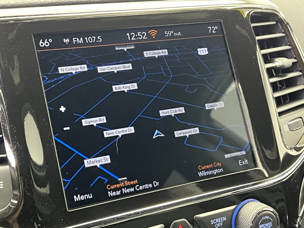 Thumbnail: 2022 Jeep Grand Cherokee - 12