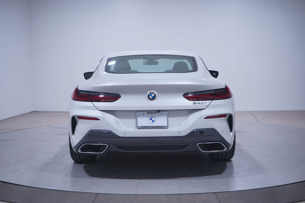 2024 BMW 8 Series 840i 5