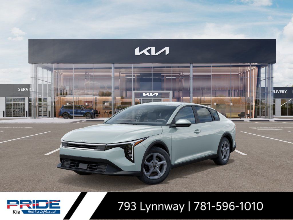 2025 Kia K4 LXS FWD