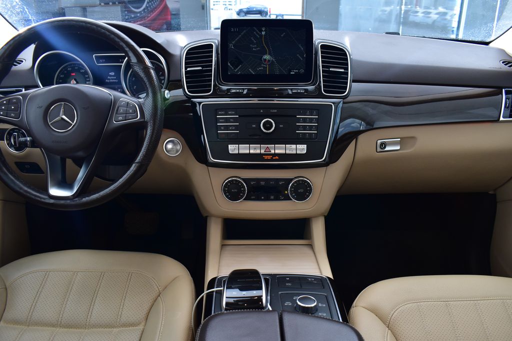 Thumbnail: 2017 Mercedes-Benz GLE - 27