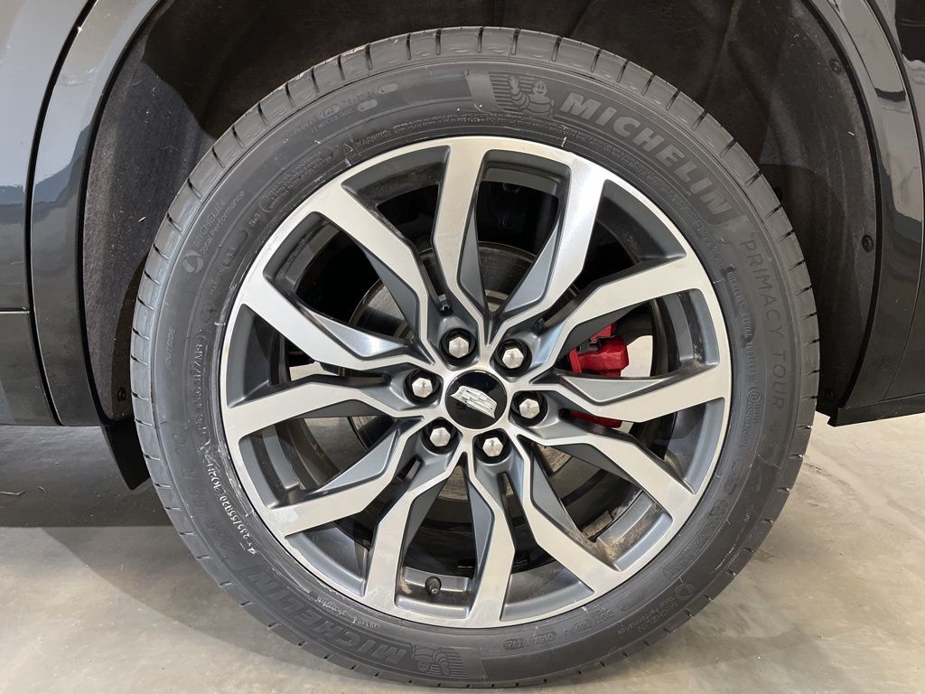 used 2023 Cadillac XT6 car, priced at $42,950