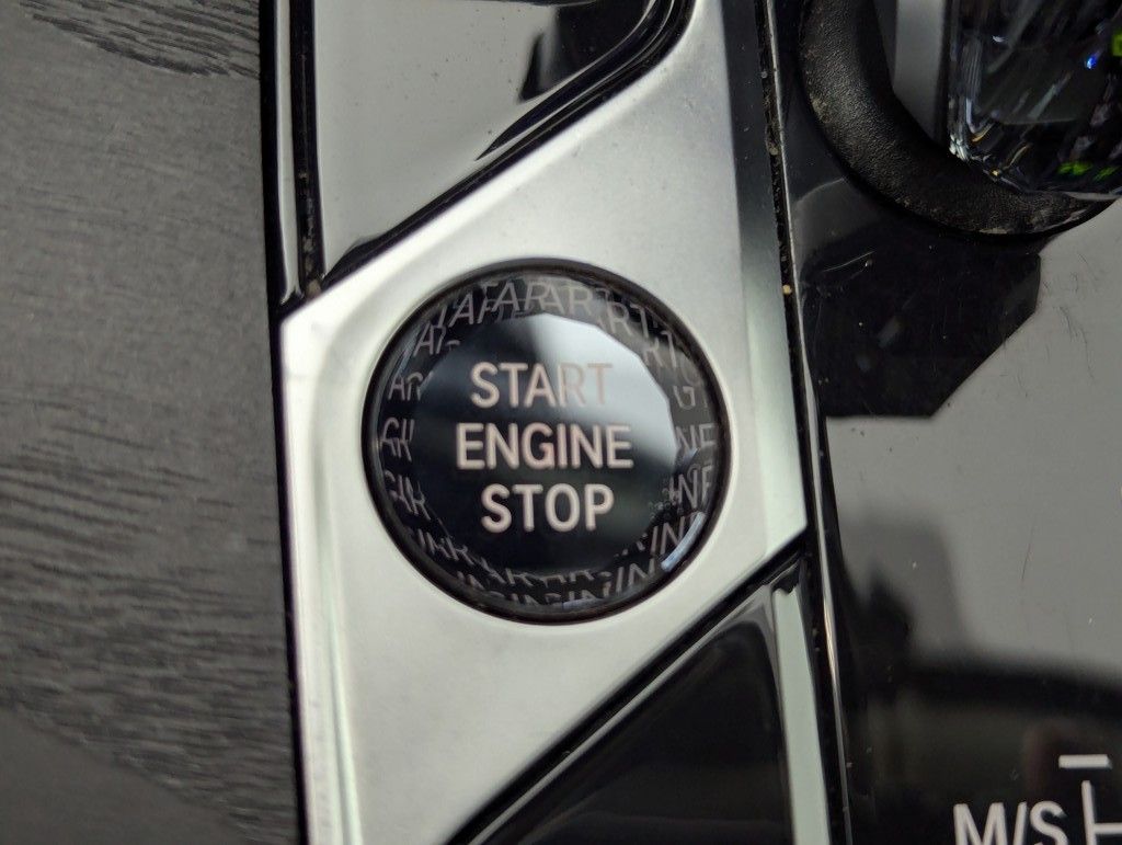 2022 BMW X7 xDrive40i photo