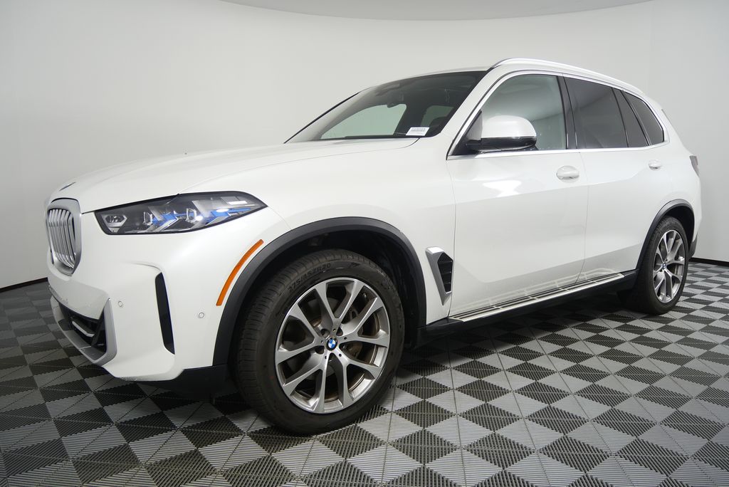 Thumbnail: 2024 BMW X5 - 8