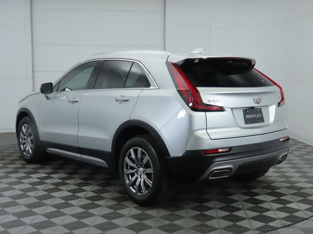 Thumbnail: 2022 Cadillac XT4 - 7