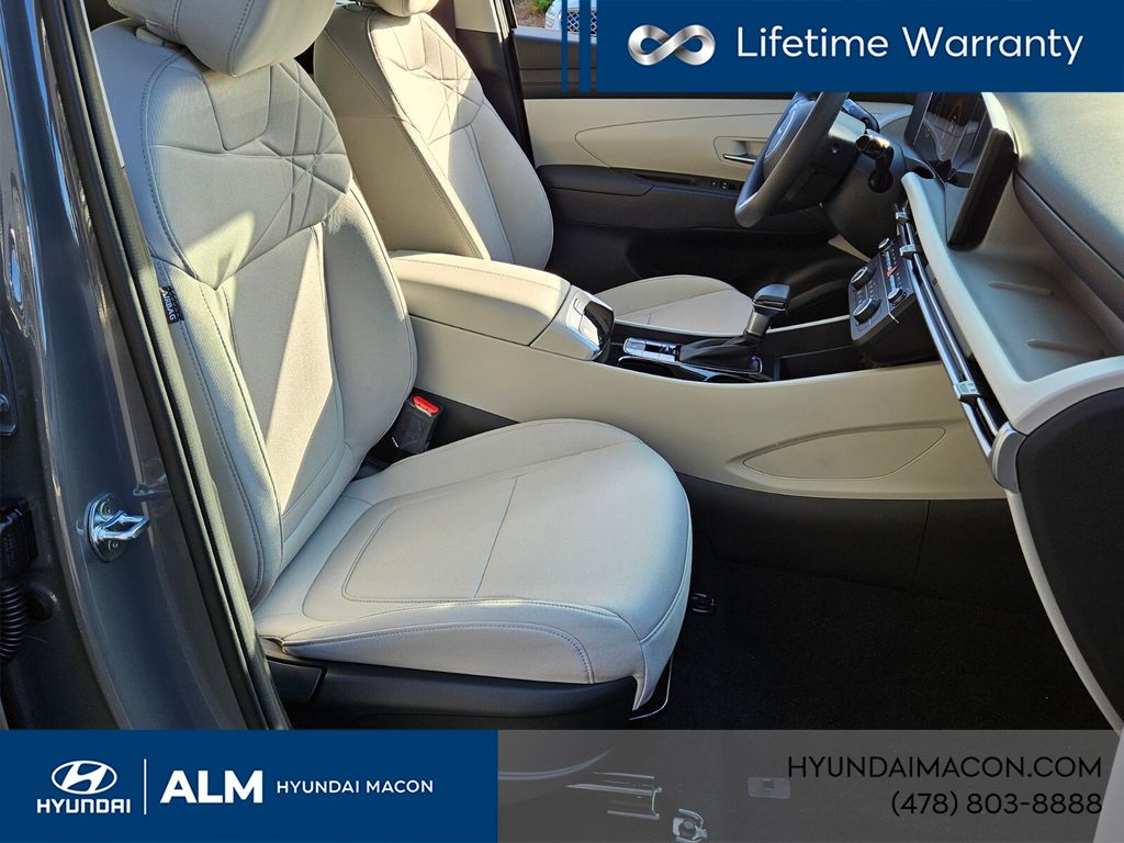 New 2026 Gray Hyundai SE FWD image 18