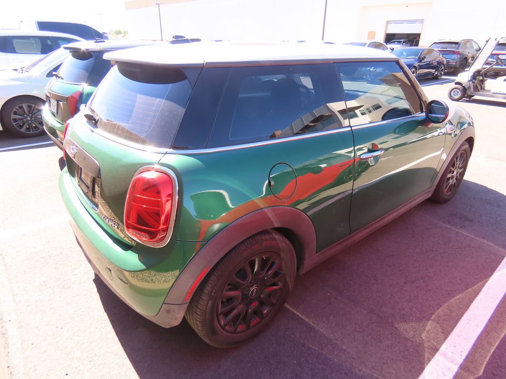 Thumbnail: 2020 MINI Cooper - 3