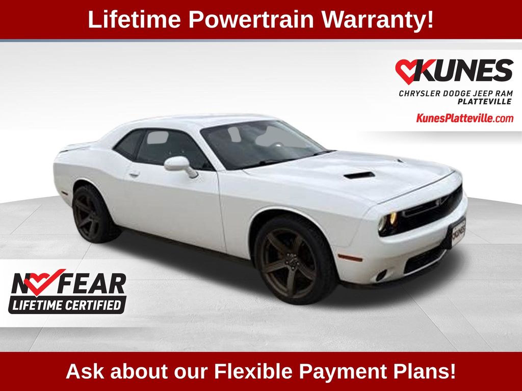 White Knuckle Clearcoat 2019 Dodge Challenger Coupe Rear-Wheel Drive 8-Speed Automatic