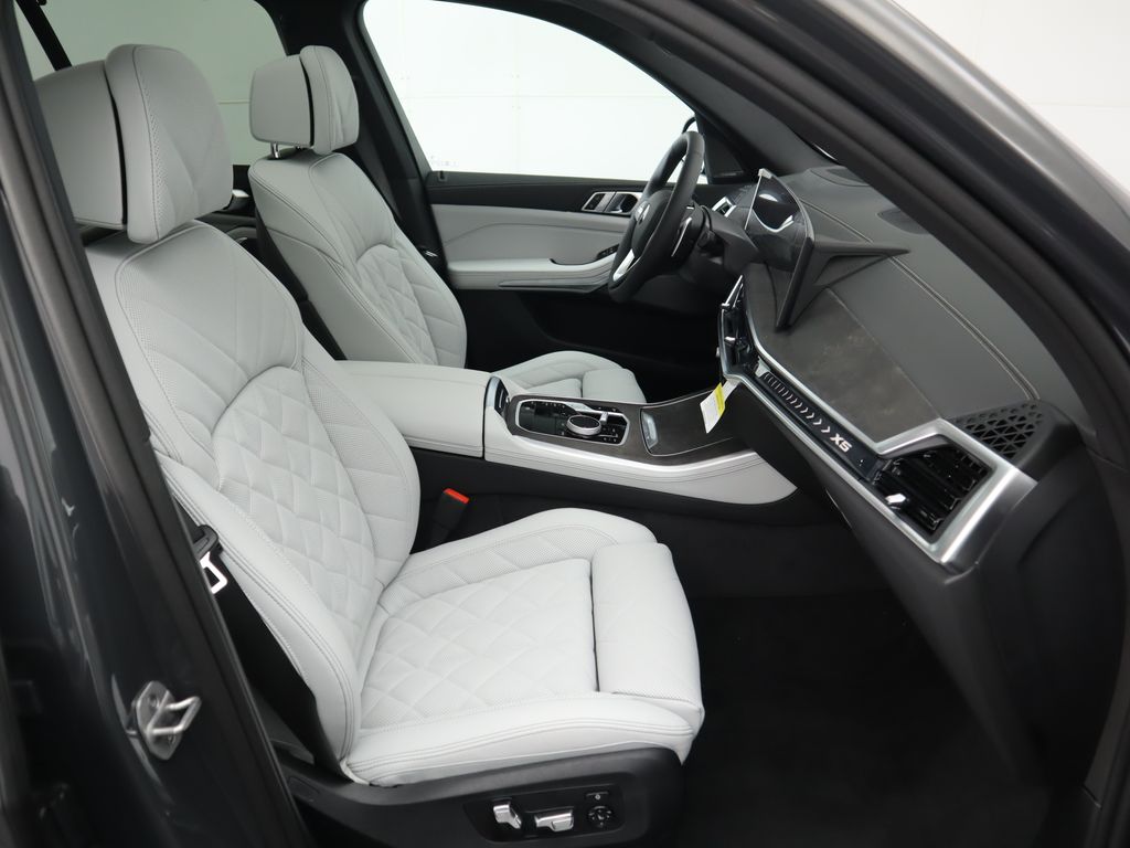 2026 BMW X5 sDrive40i 21