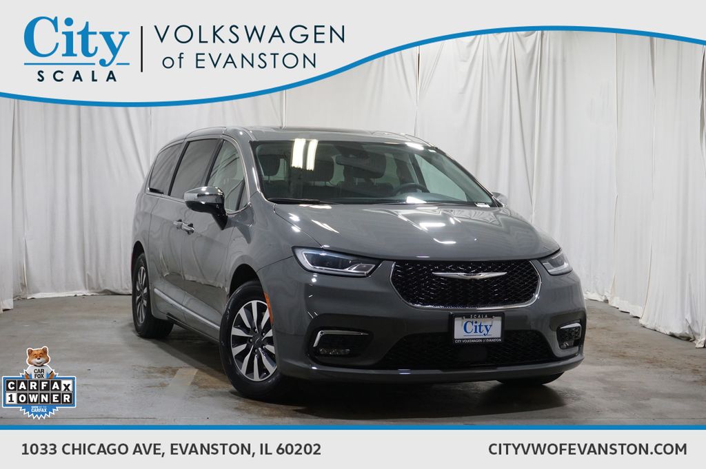 Ceramic Gray Clearcoat 2023 Chrysler Pacifica Hybrid Minivan Front-Wheel Drive Continuously Variable Transmission