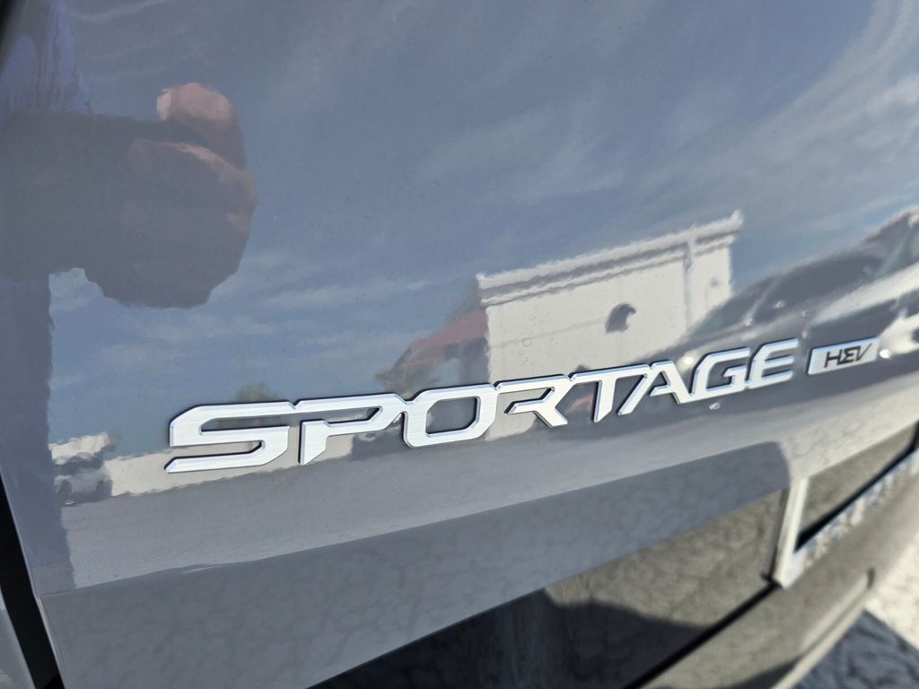2027 Kia Sportage - $42,130