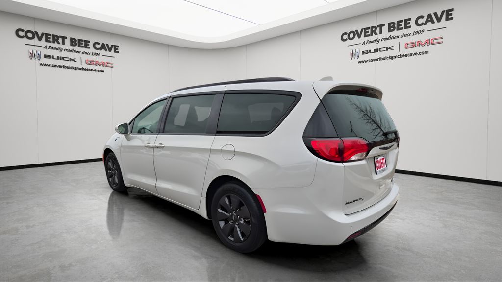 Used Car 2020 Chrysler Pacifica Hybrid  Limited For Sale Under $30,000 In Austin, Texas