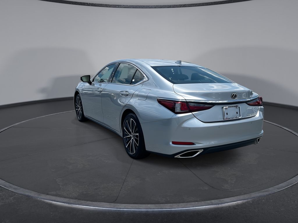 Thumbnail: 2025 Lexus ES - 10