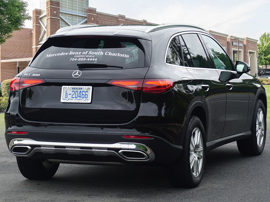 Thumbnail: 2025 Mercedes-Benz GLC - 6