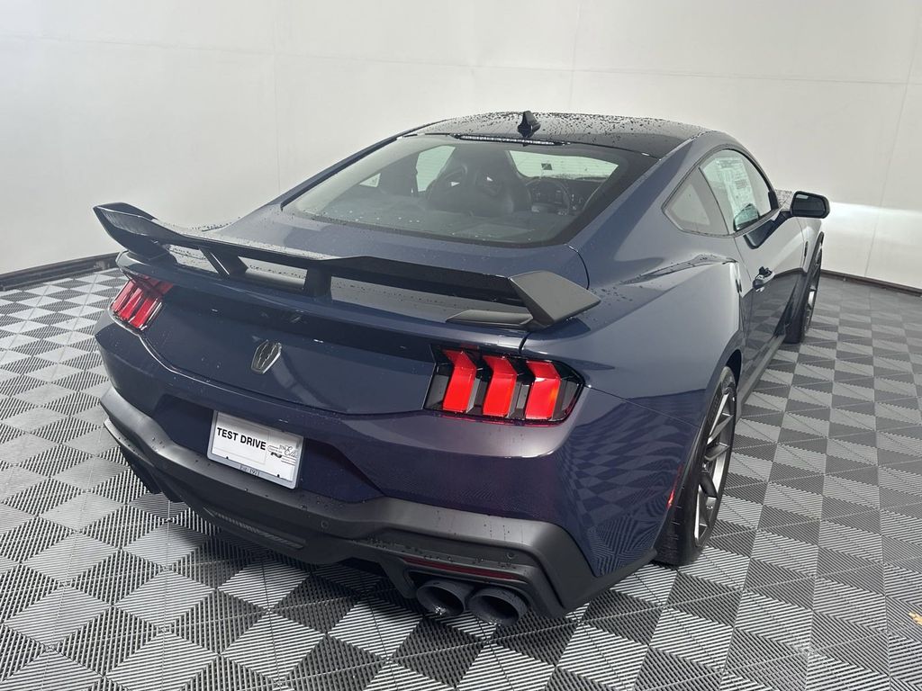 2024 Ford Mustang Dark Horse 7