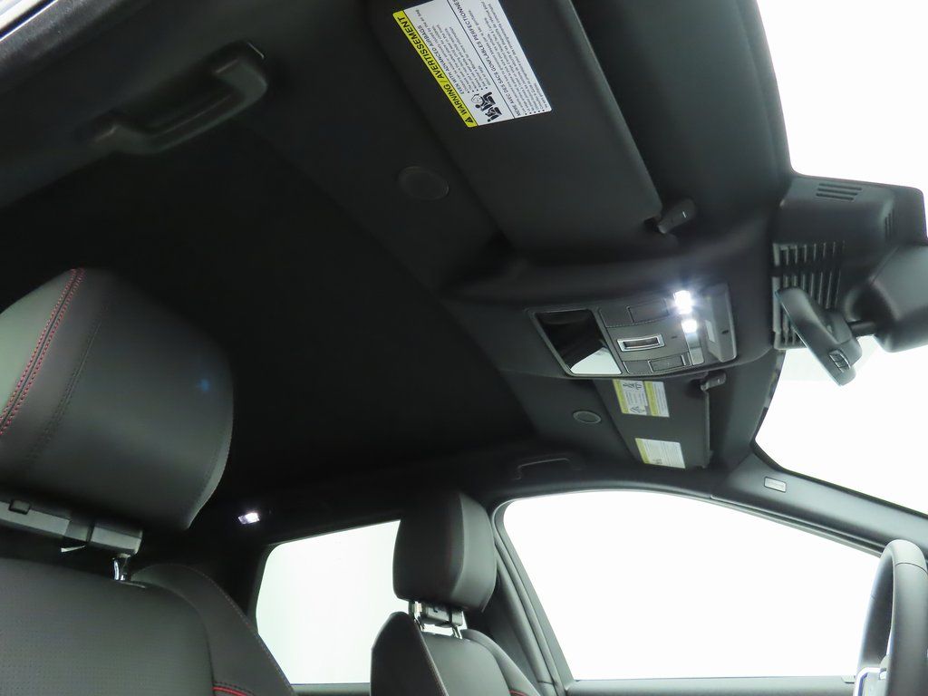 Thumbnail: 2023 Land Rover Discovery Sport - 18