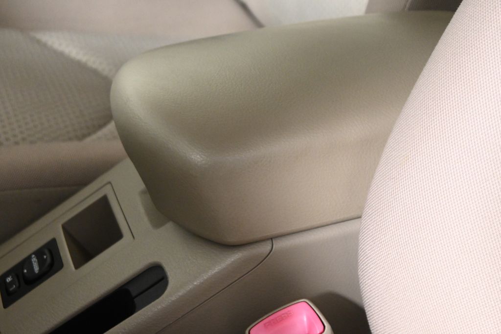 Thumbnail: 2007 Toyota RAV4 - 23