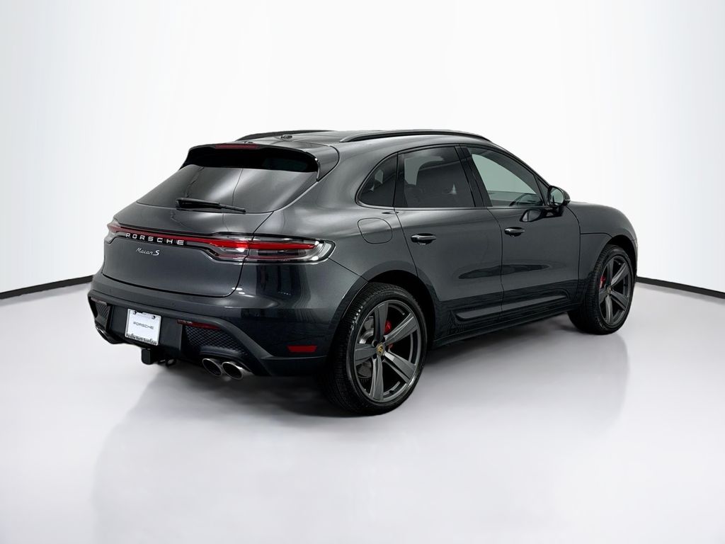 Thumbnail: 2025 Porsche Macan - 7