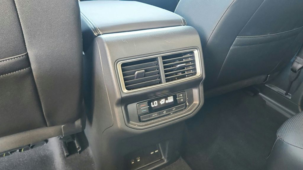 2025 Volkswagen Atlas