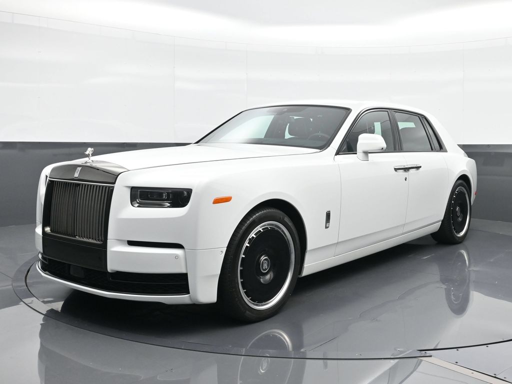 White 2025 Rolls-Royce Phantom Sedan Rear-Wheel Drive 8-Speed Automatic