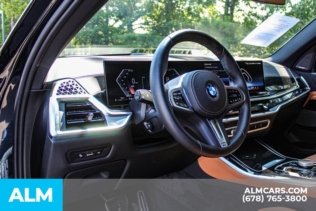 Used 2026 Black BMW sDrive40i image 23