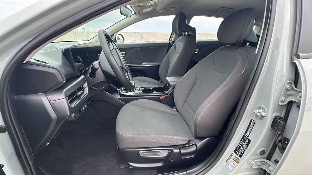 2025 Kia K4 LXS Blue at Baytown Hyundai