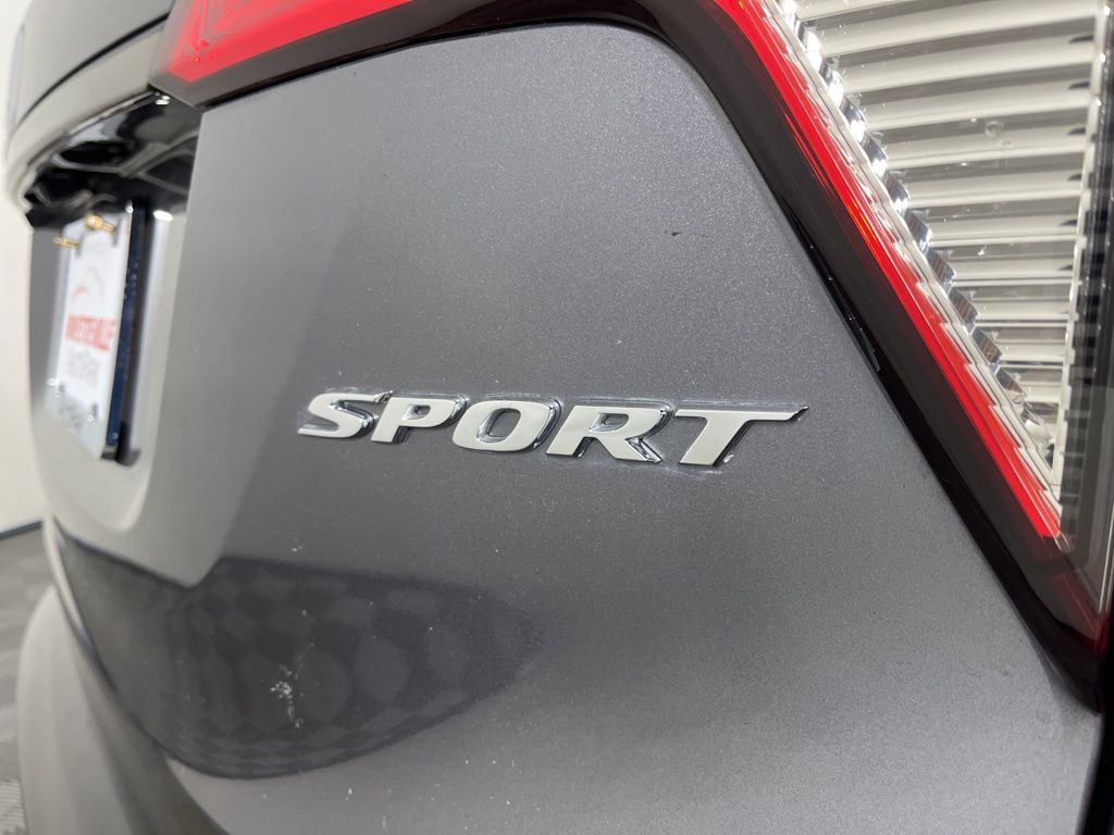 Thumbnail: 2021 Honda HR-V - 17