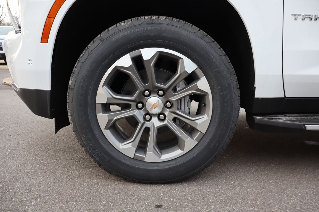 2025 Chevrolet Tahoe LS photo