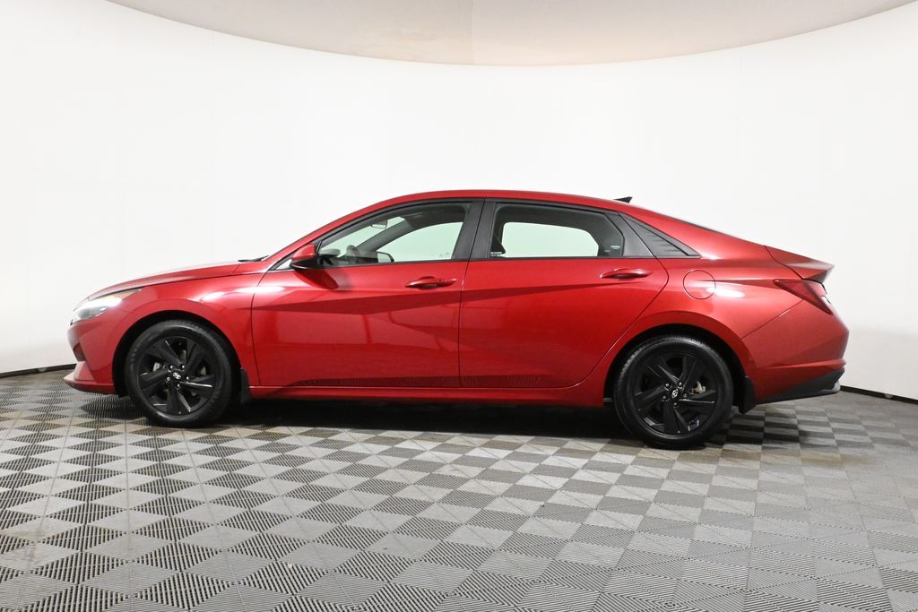 Thumbnail: 2021 Hyundai Elantra - 2