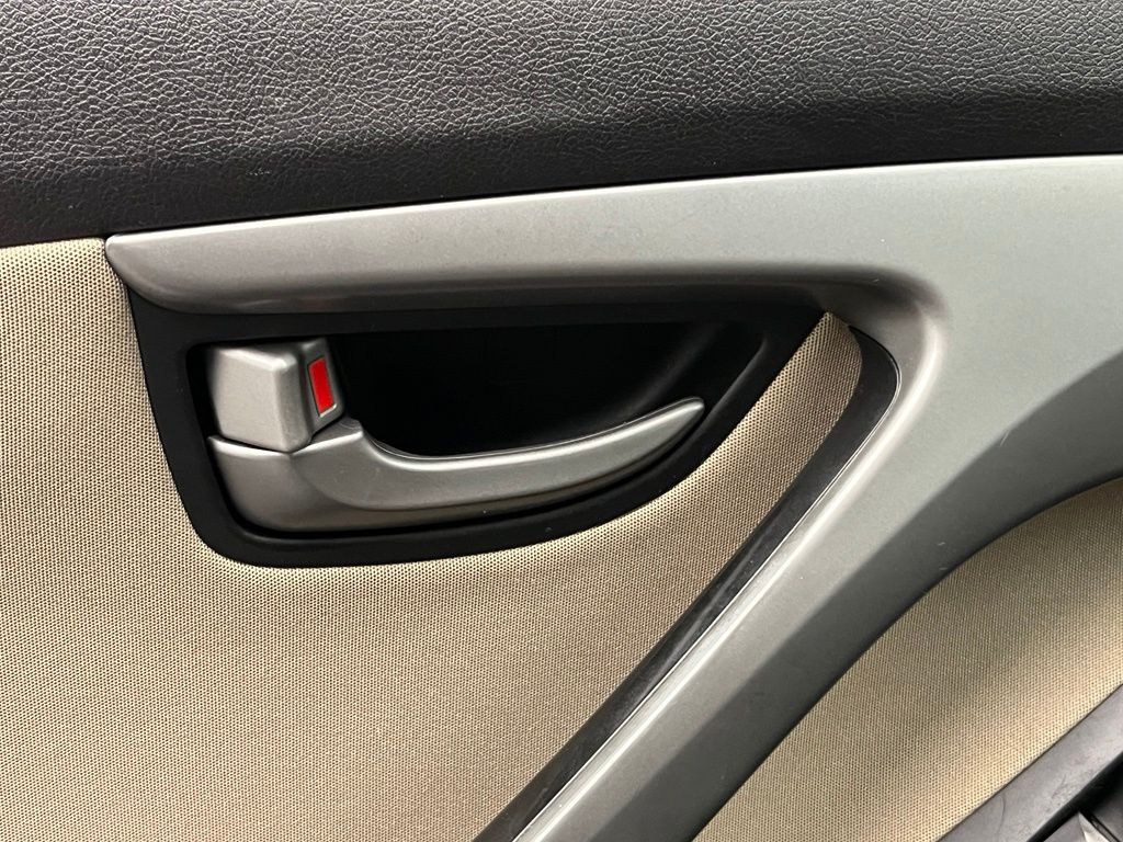 Thumbnail: 2016 Hyundai Elantra - 23