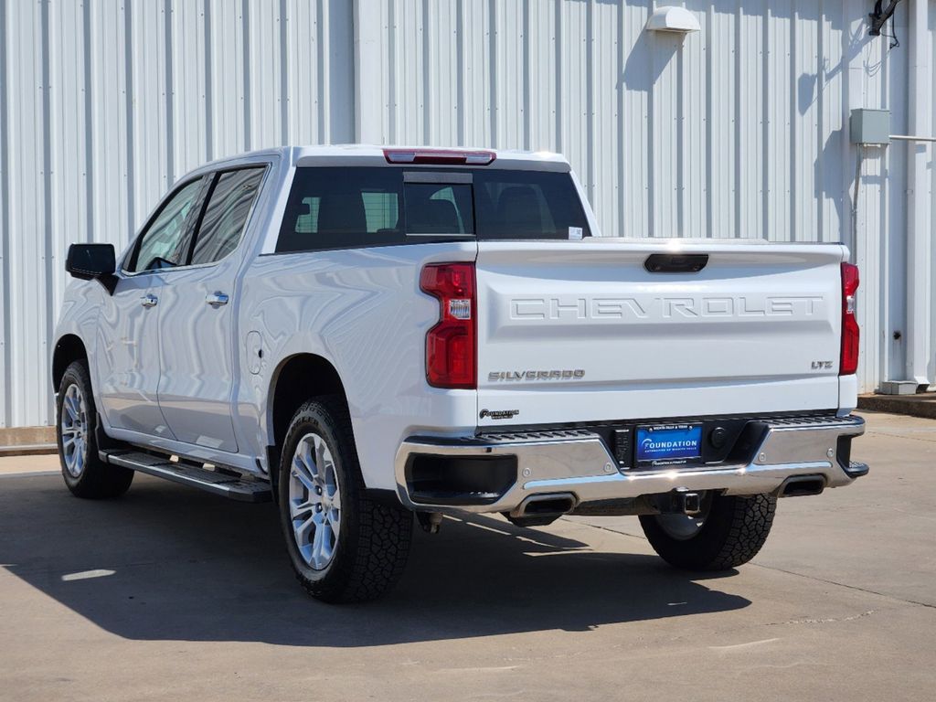 2022 Chevrolet Silverado 1500 LTZ 5