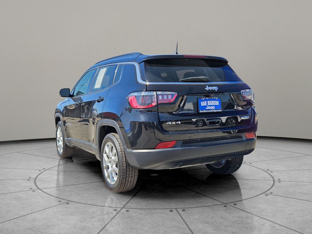 Used Car 2022 Jeep Compass  Latitude Lux For Sale Under $20,000 In San Marcos, Texas