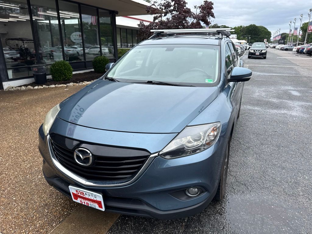 View vehicle photo 4