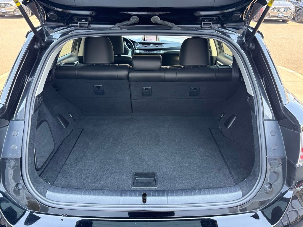 2013 Lexus CT 200h