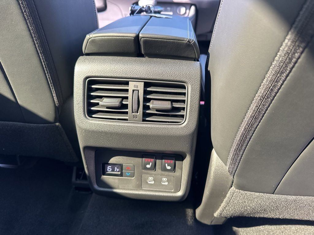 2025 Boulder Gray Pearl/Super Black Nissan Rogue Platinum FWD SUV