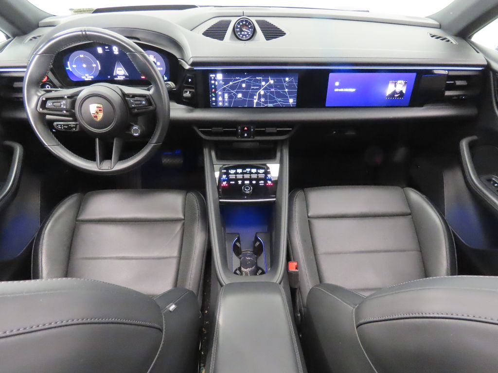 Thumbnail: 2024 Porsche Macan - 16