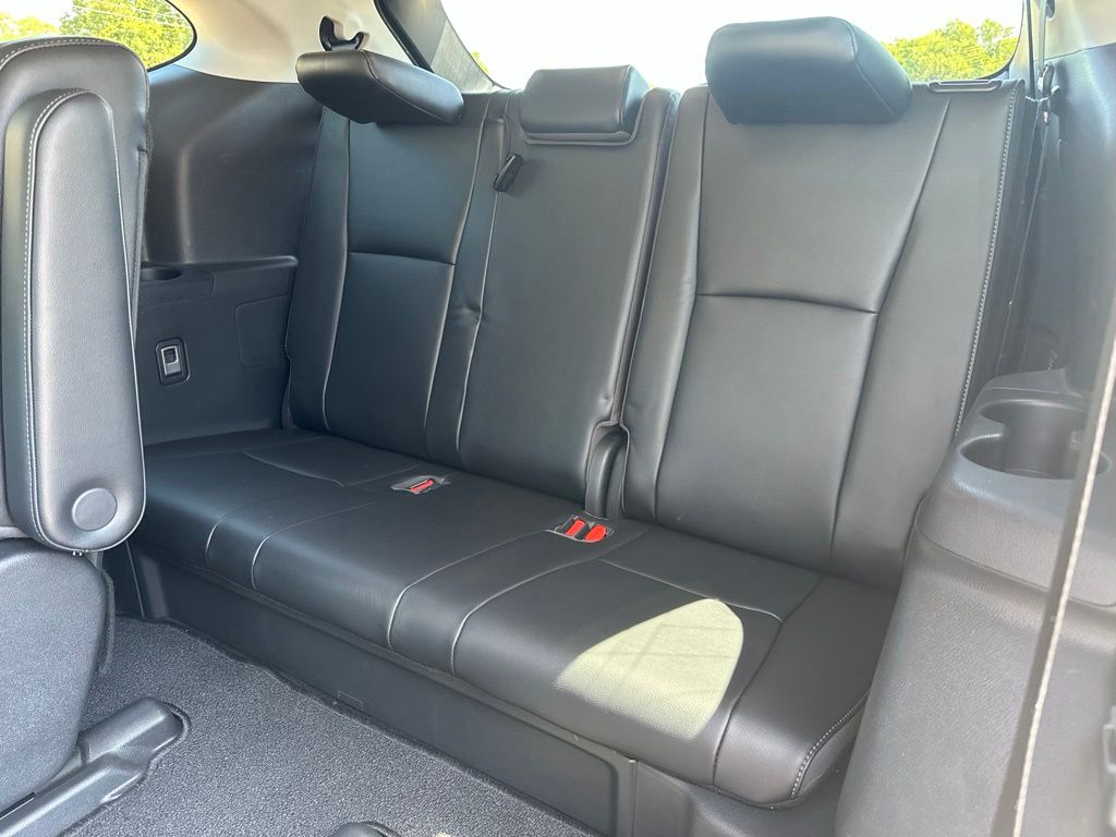Used 2022 Toyota Highlander Hybrid SUV