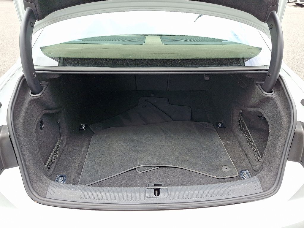 2018 Audi A4 Premium Plus 30