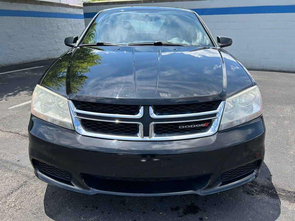 Thumbnail: 2013 Dodge Avenger - 8
