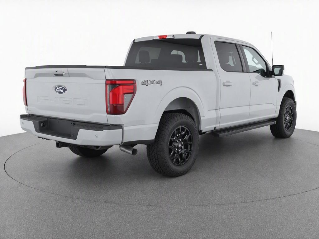 New 2026 White Ford XLT image 3