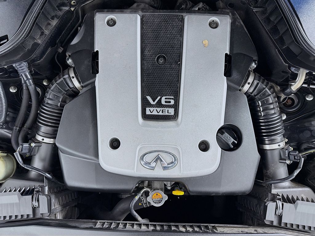 Thumbnail: 2019 INFINITI Q70 - 32