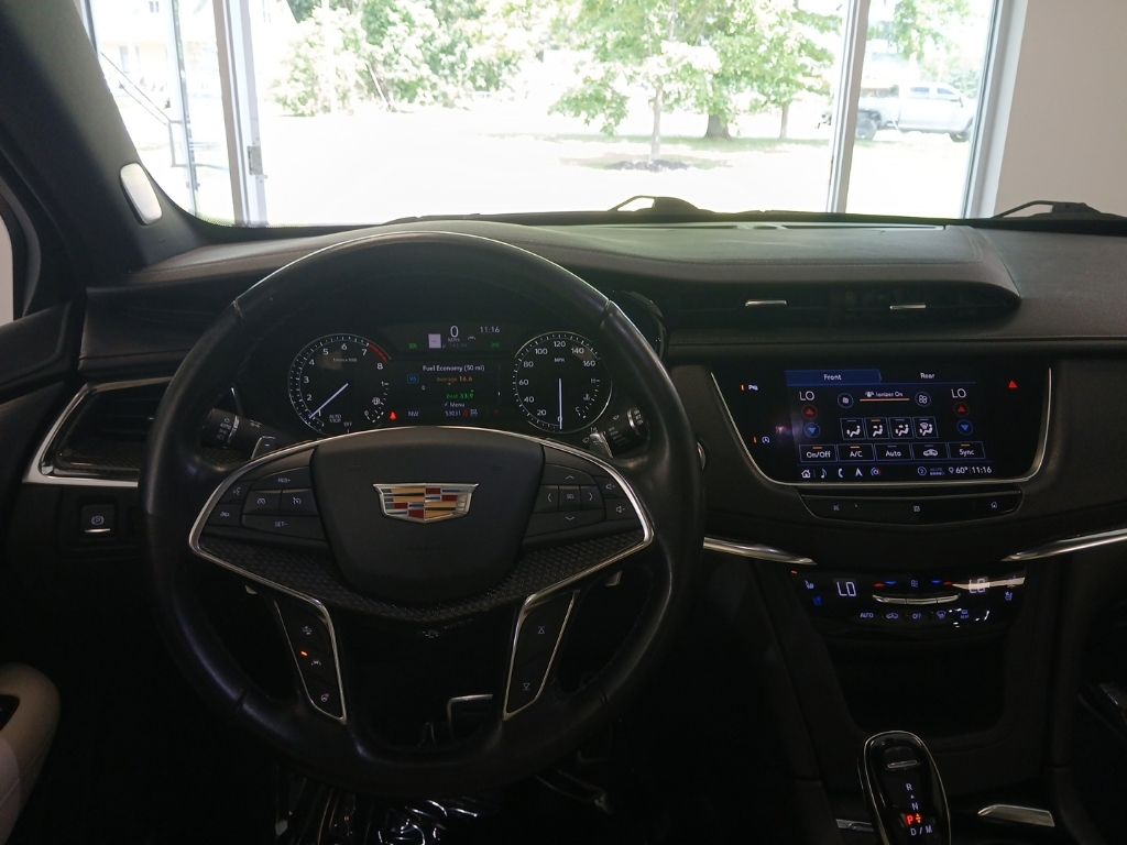 used 2020 Cadillac XT5 car, priced at $27,350
