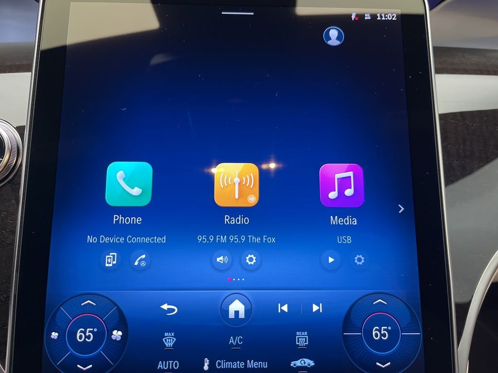 Thumbnail: 2026 Mercedes-Benz GLC - 18