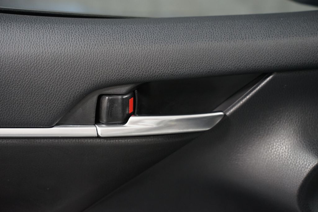 Thumbnail: 2023 Toyota Camry - 29