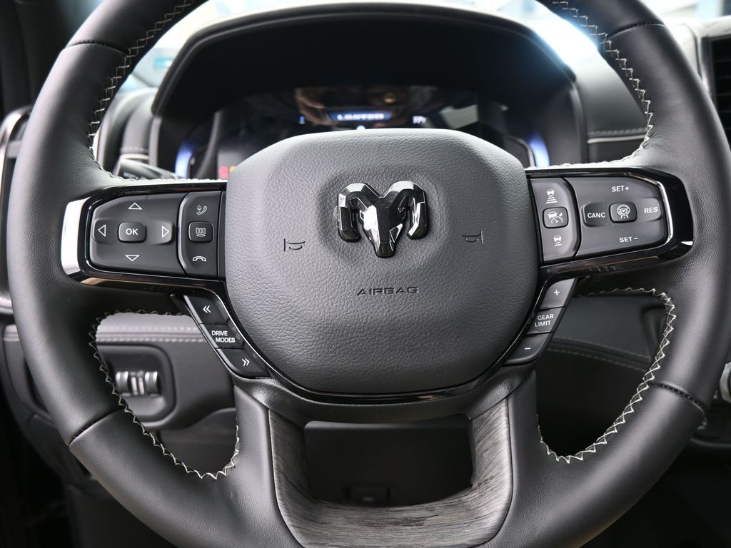 New 2026 Diamond Black Crystal Pearlcoat Ram Limited image 24